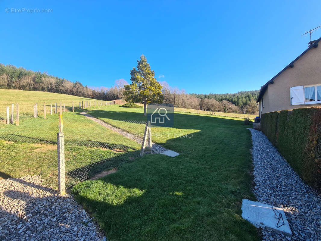 Grande maison familiale avec vue imprenable à Gages - photo 6
