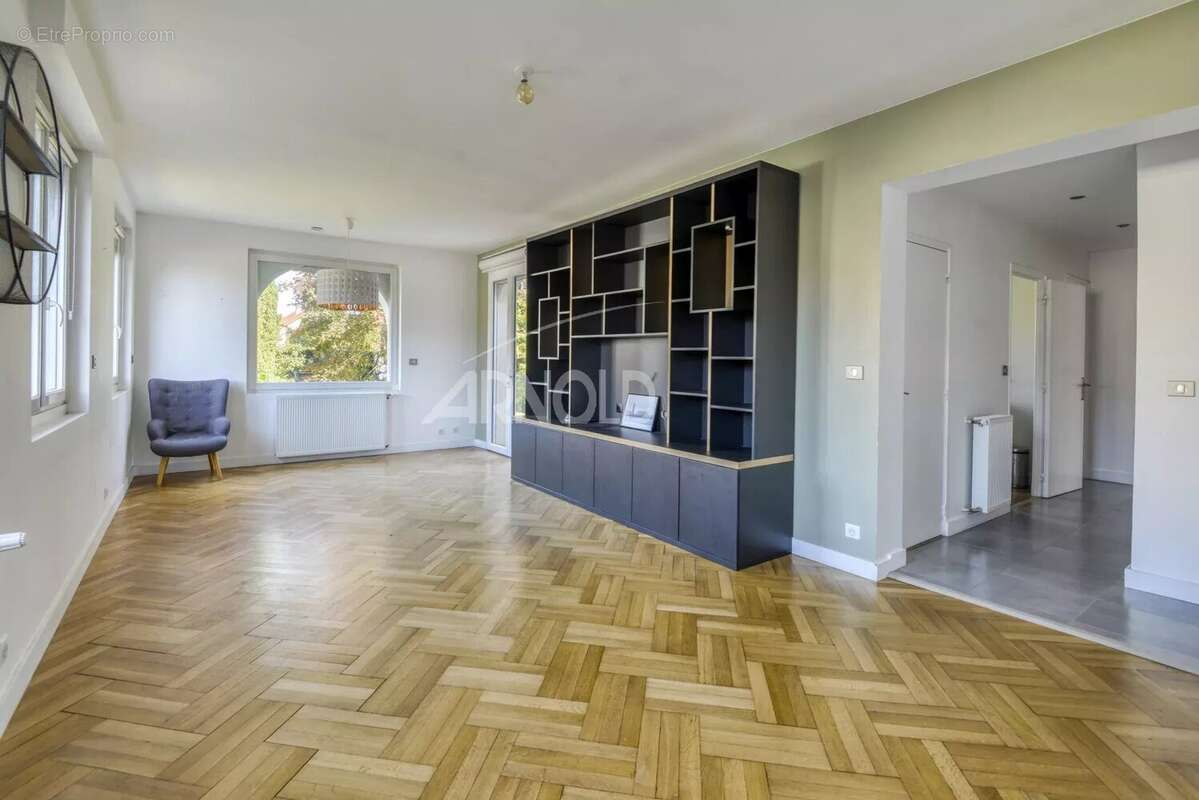 Maison à SAINT-SEBASTIEN-SUR-LOIRE