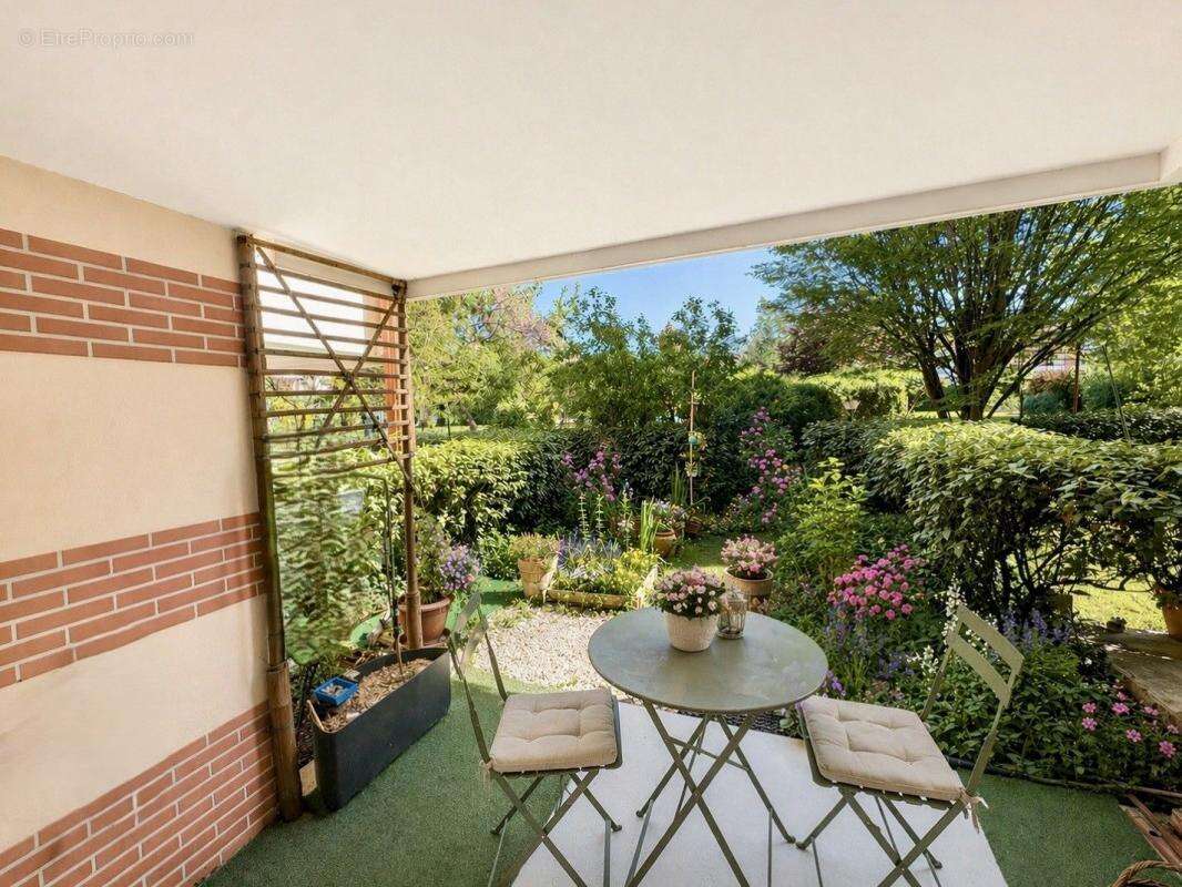 Appartement à CASTELGINEST