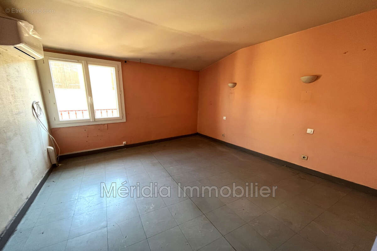 Maison à MILLAS