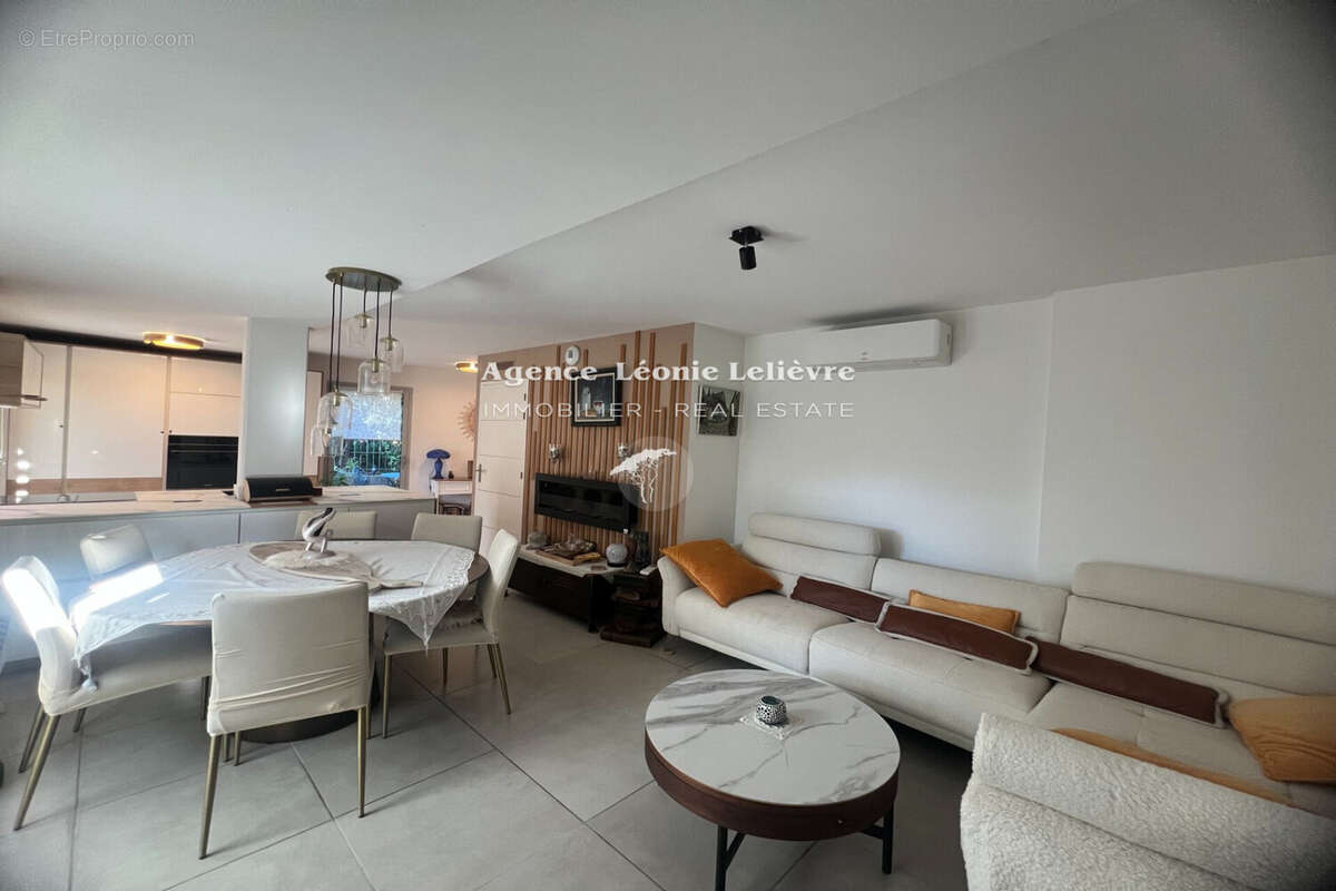 Appartement à LES ISSAMBRES