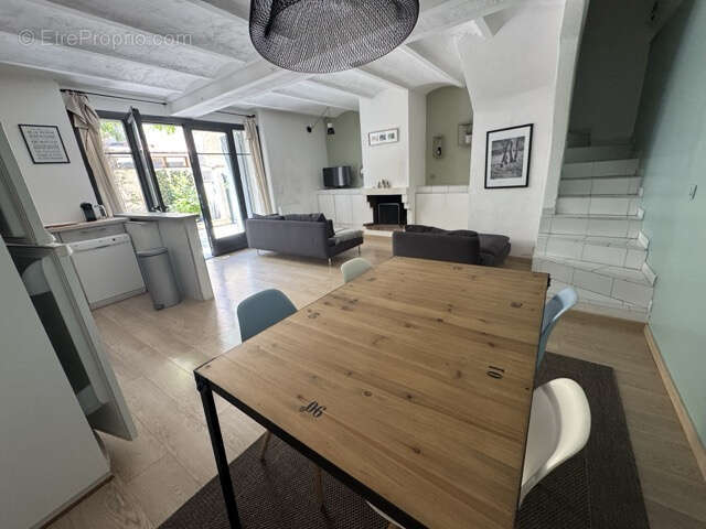 Maison à EGUILLES