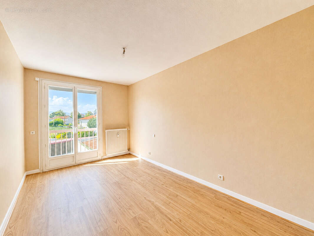 Appartement à ROUSSILLON