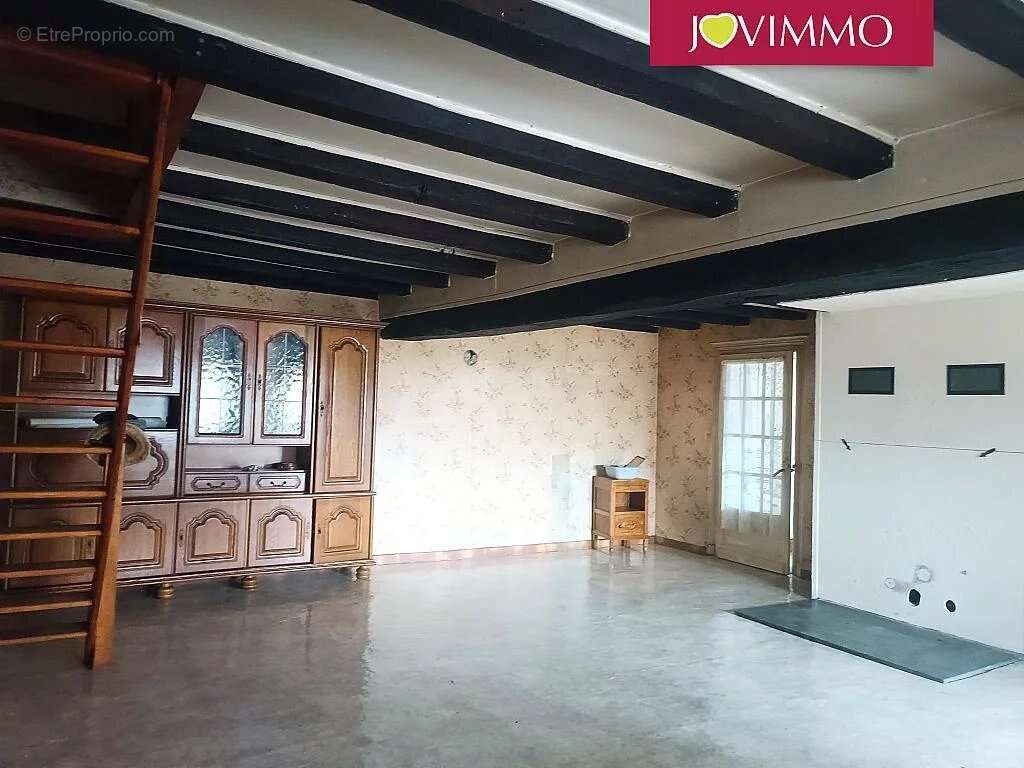 Maison à BRUERE-ALLICHAMPS