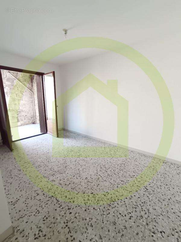 Appartement à BEAUCAIRE