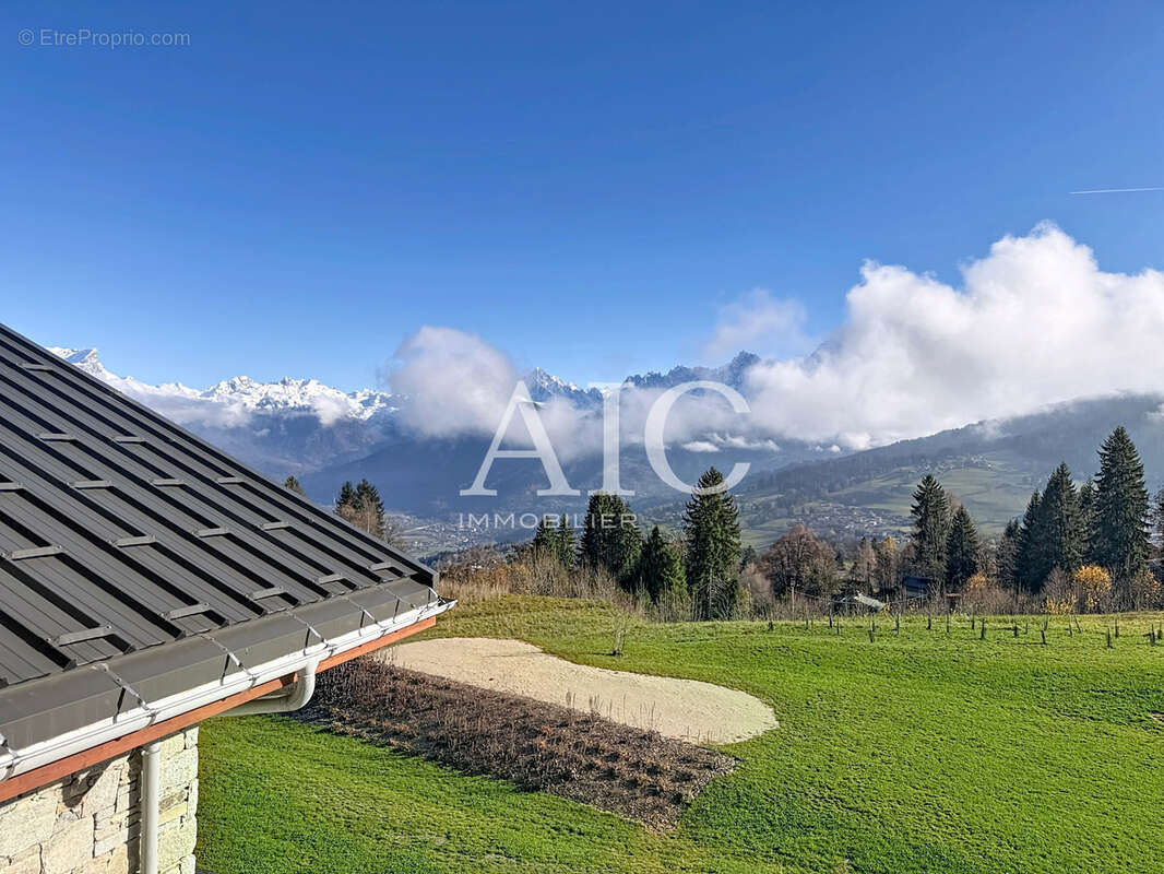 Appartement à COMBLOUX