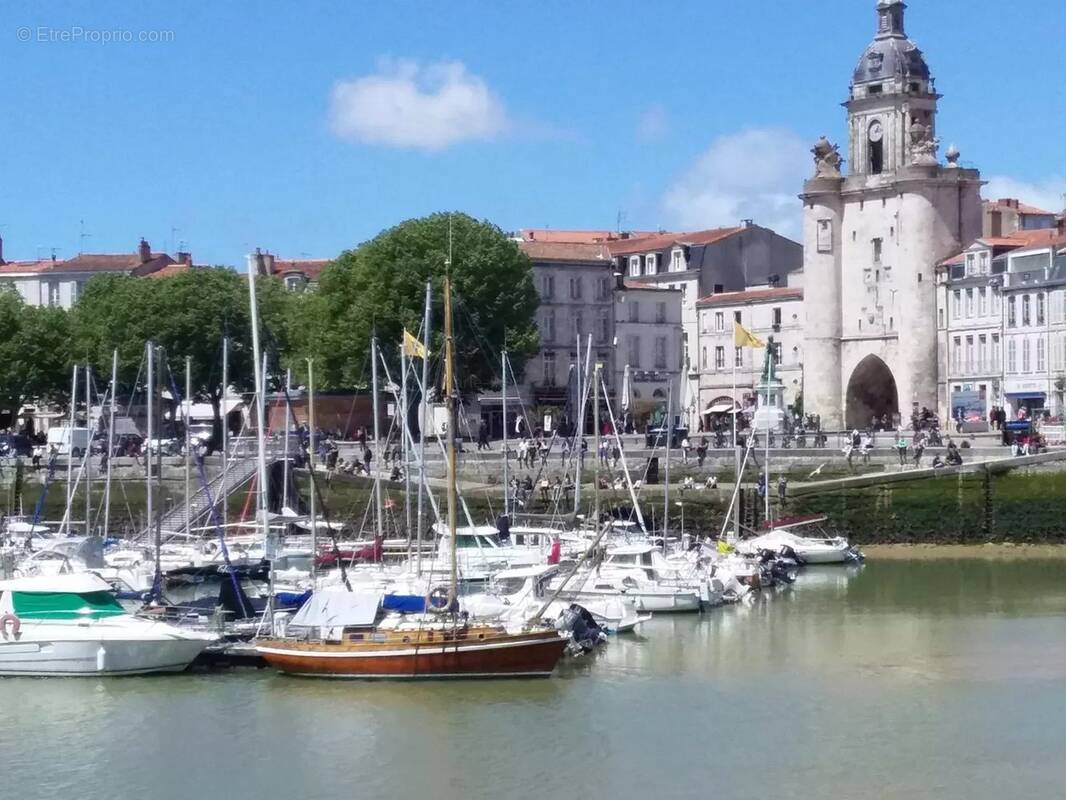 Commerce à LA ROCHELLE