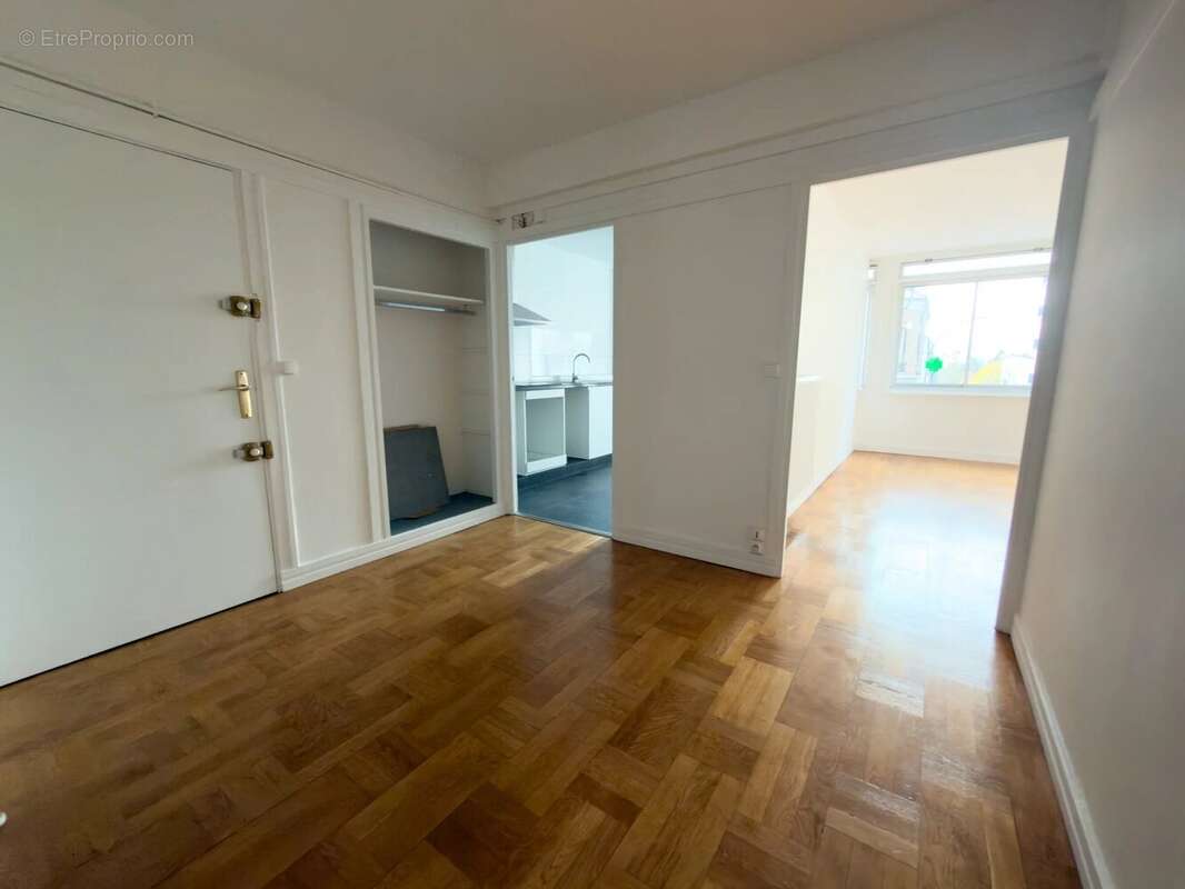 Appartement à LE RAINCY
