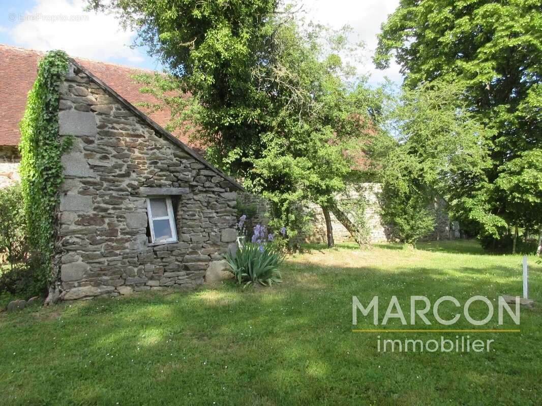 Maison à MAISON-FEYNE