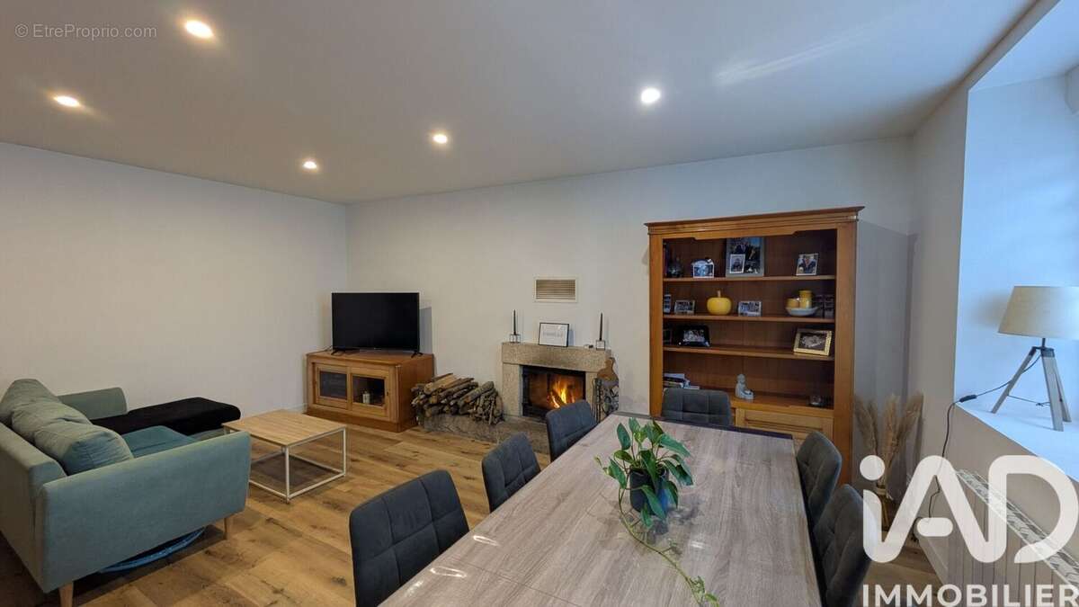 Photo 2 - Maison à VILDE-GUINGALAN