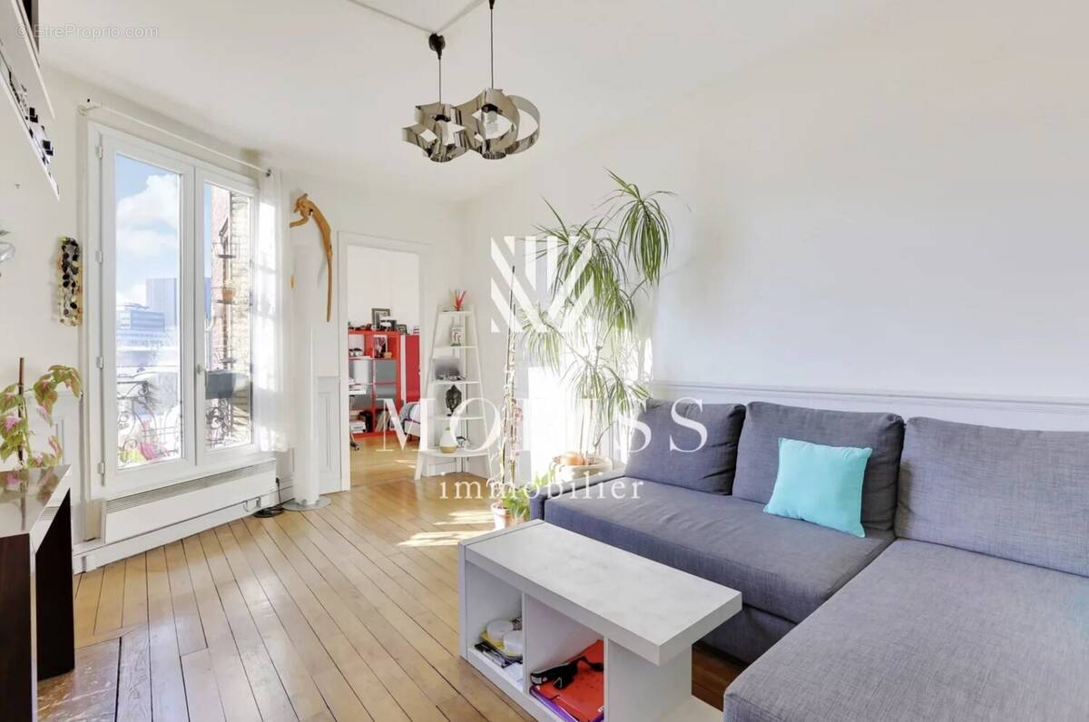 Appartement à PARIS-17E