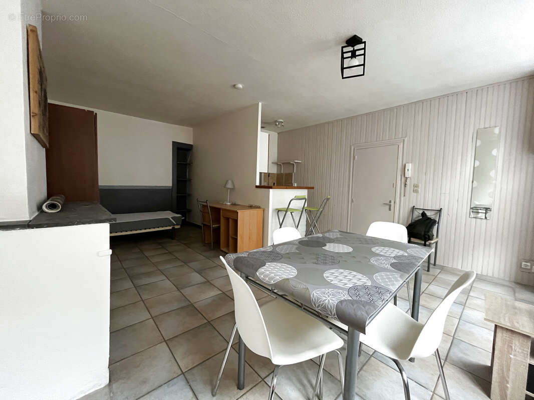 Appartement à SAINT-ETIENNE