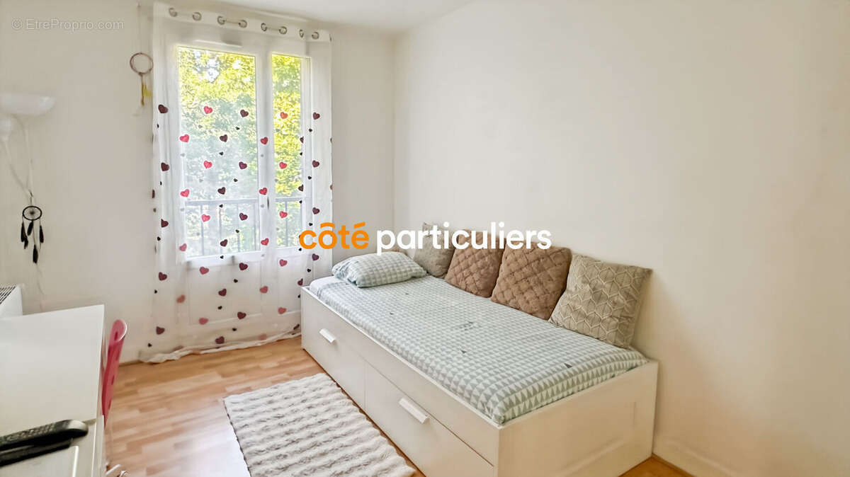 Appartement à BRIE-COMTE-ROBERT