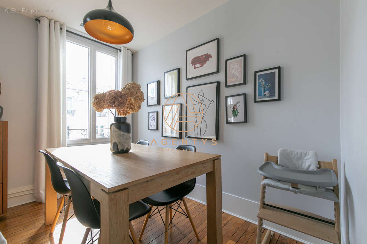 Appartement à SAINT-MAUR-DES-FOSSES