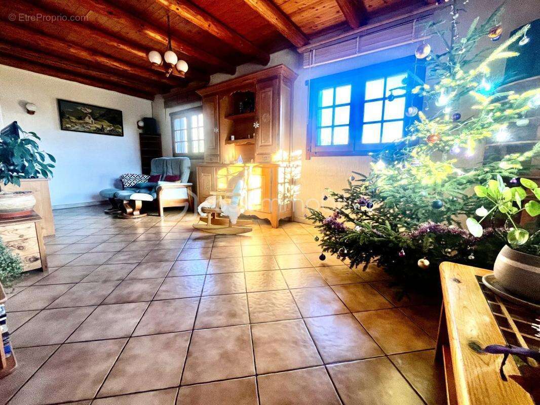 Maison à JARRIER