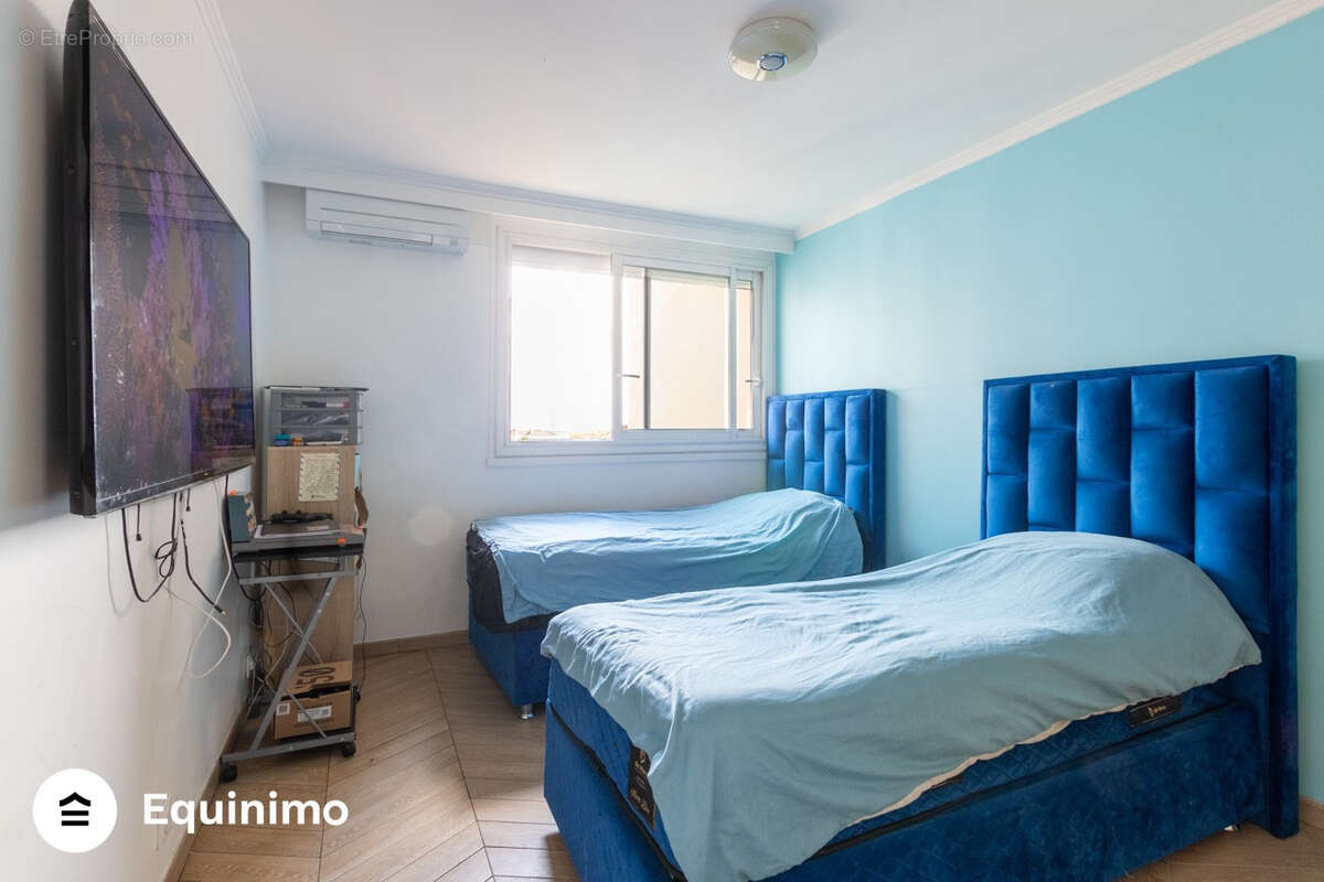 Appartement à LES LILAS