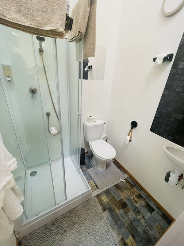 Autre à SAINT-QUENTIN