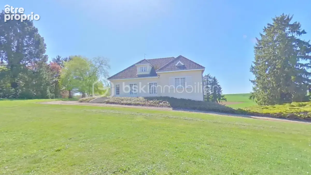 Pavillon sur sous-sol de 131 m² avec terrasse sur 4073 m² de jardin - photo 8
