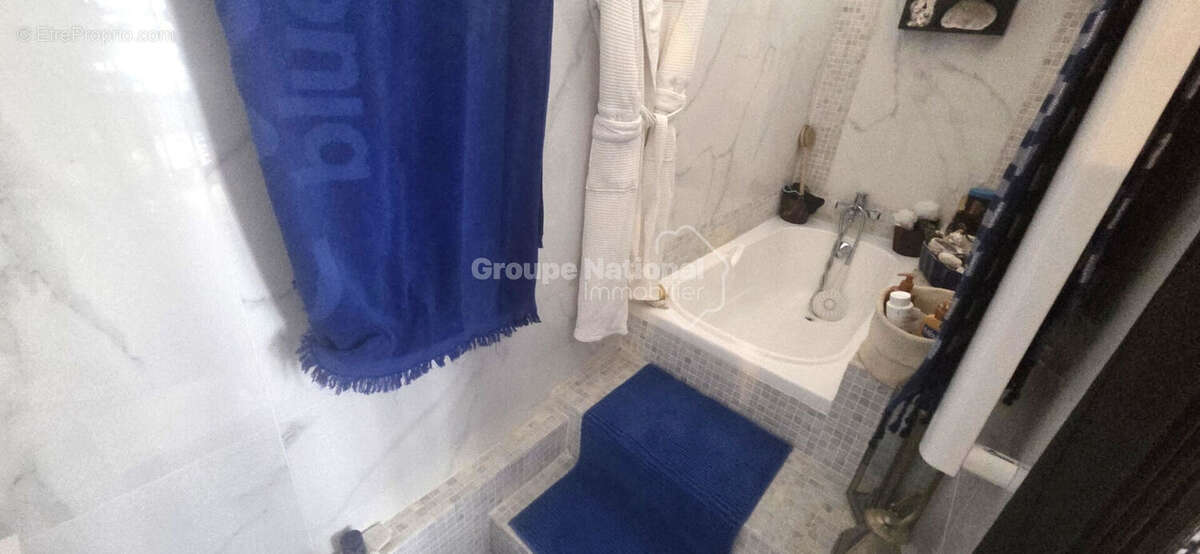 Appartement à LE ROVE