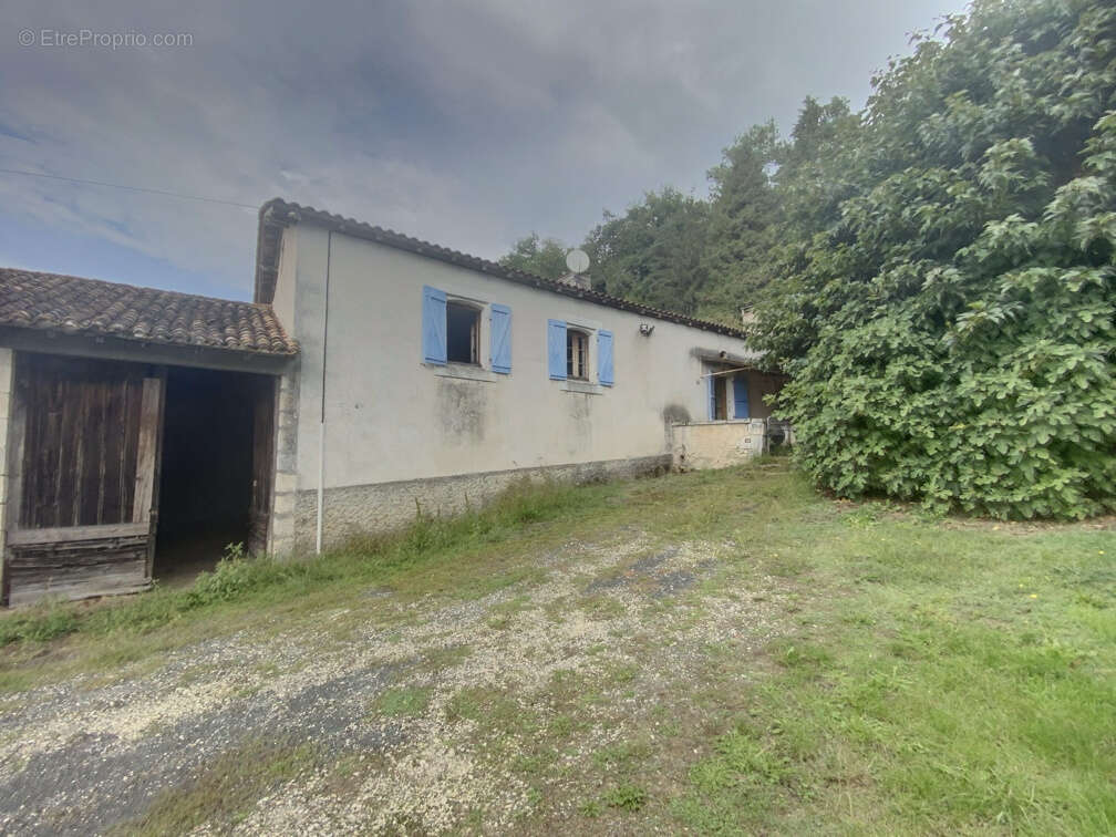 Maison à SAINT-PAUL-DE-SERRE