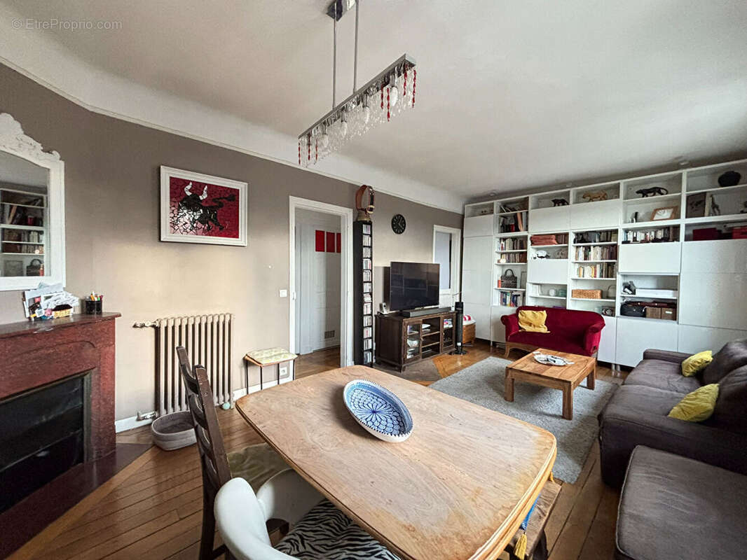 Appartement à ENGHIEN-LES-BAINS