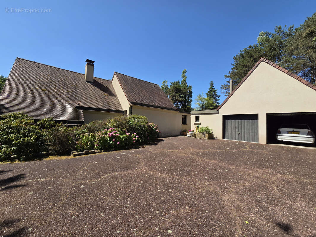 Maison à BRESSOLLES