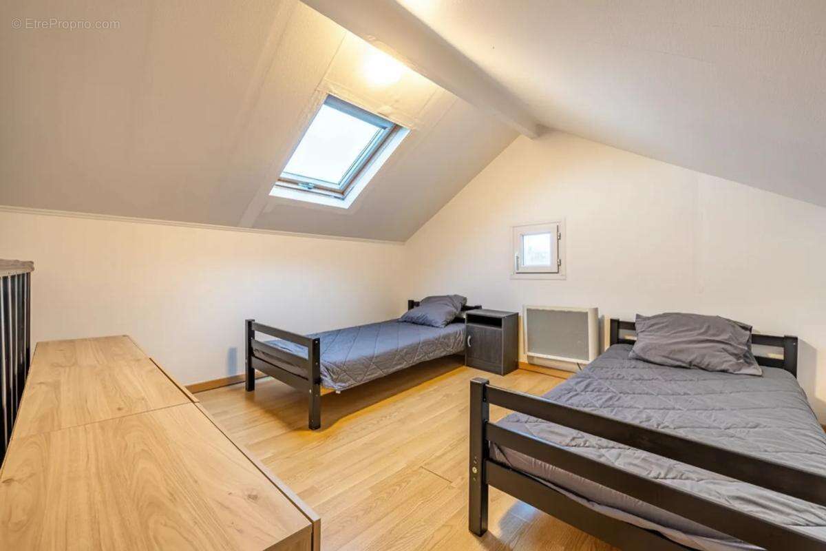 Appartement à VILLENEUVE-LE-ROI