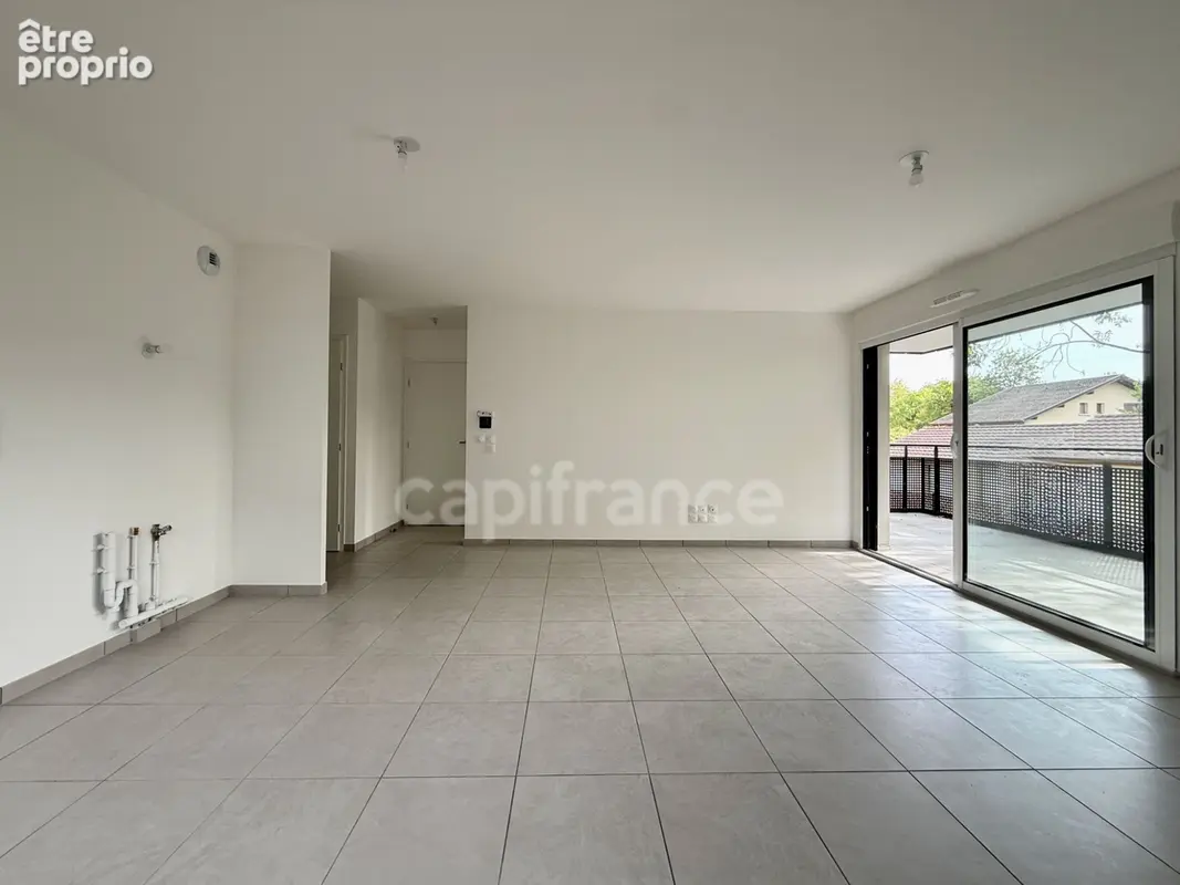 Appartement à vendre 3 pièces VERSONNEX (01) - 65m2, balcon (16m2), garage double (32m2) - photo 4