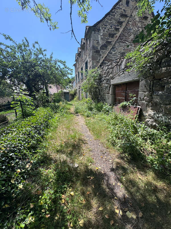 Ancien presbytere Dienne - photo 3