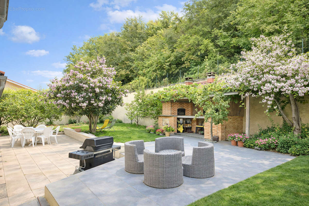 Maison à SAINT-MAURICE-L'EXIL