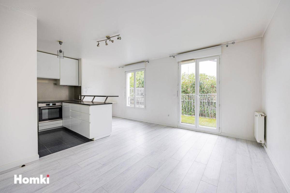 Appartement à NANTERRE