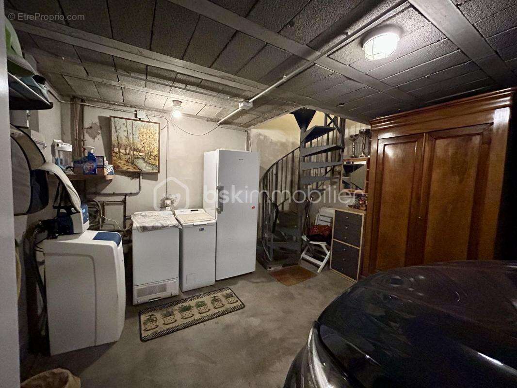 Maison à SOLLIES-VILLE