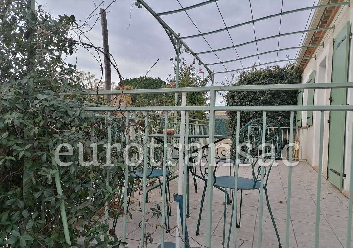 Maison à SAINT-THIBERY