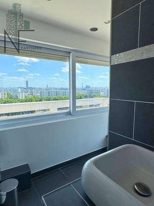 Photo 8 - Appartement à ASNIERES-SUR-SEINE