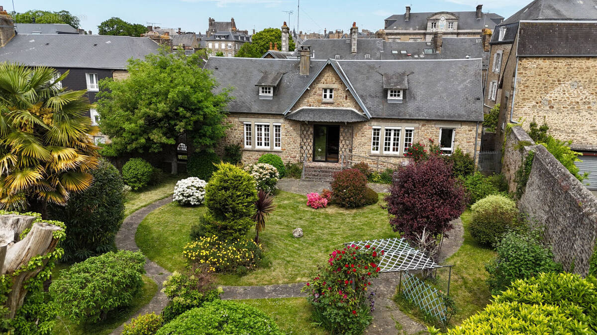 Maison à AVRANCHES