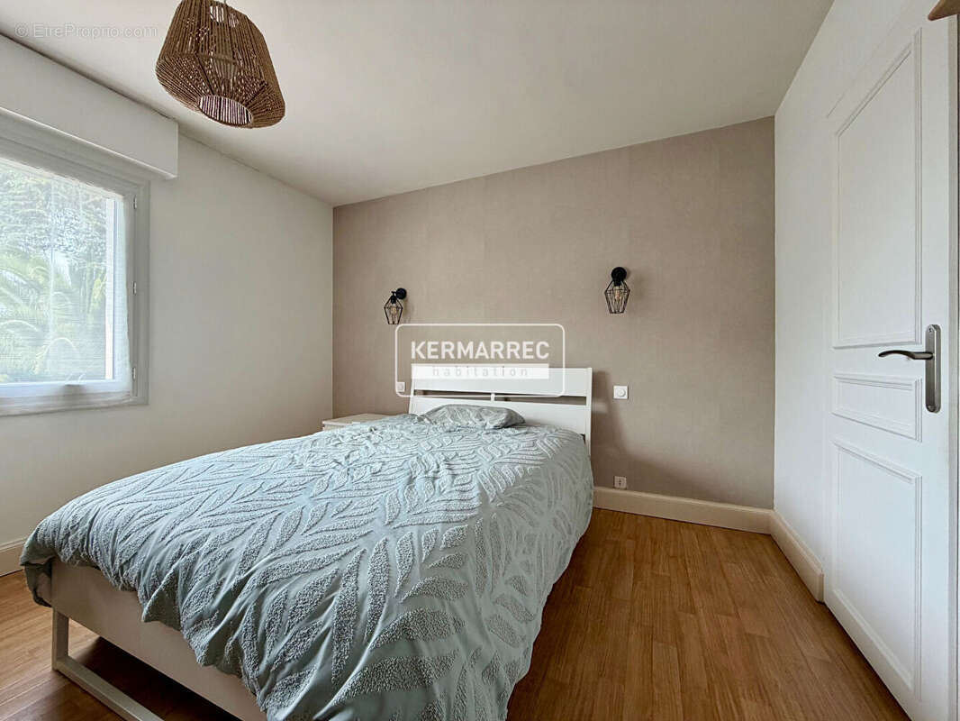 Villès Martin - Maison - 220m² - photo 6
