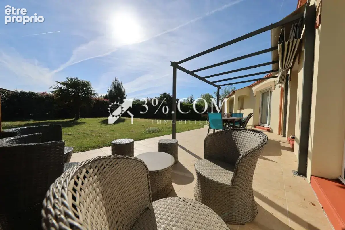 MAISON T7 Plain-pied 175,26 m2 + Garage 18 m2 / Terrain 1 00 - photo 24