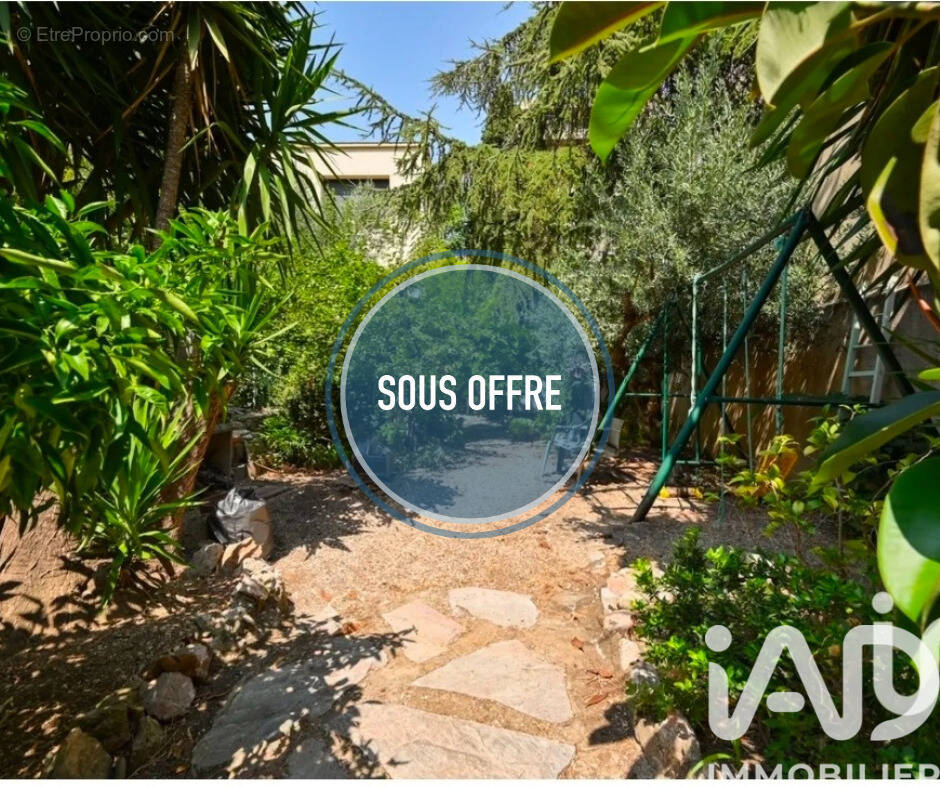 Photo 1 - Appartement à MARSEILLE-5E