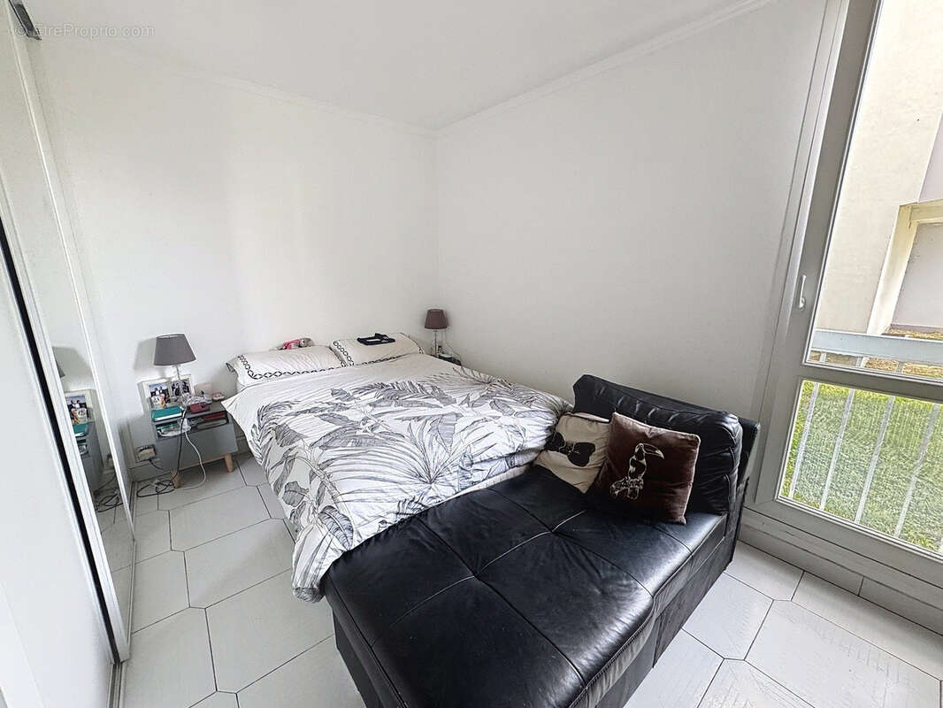 Appartement à SAINT-GENIS-LAVAL
