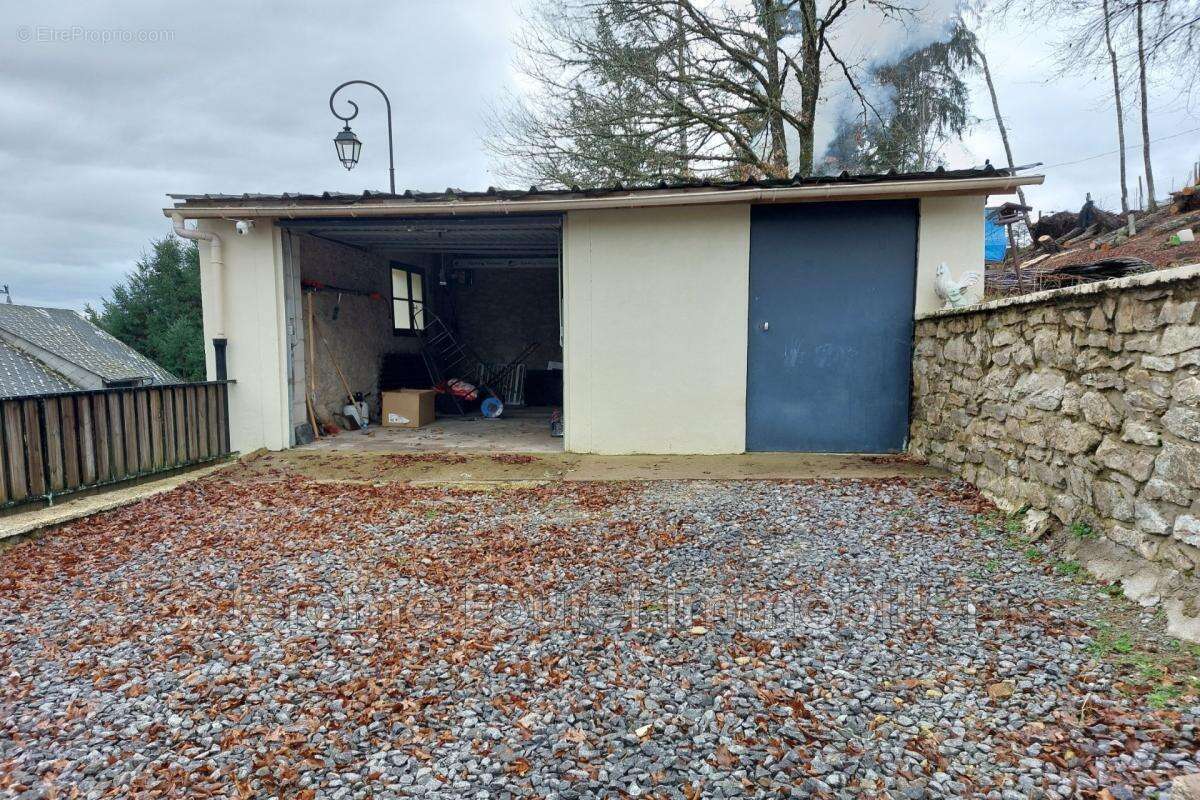 Maison à COMBRESSOL