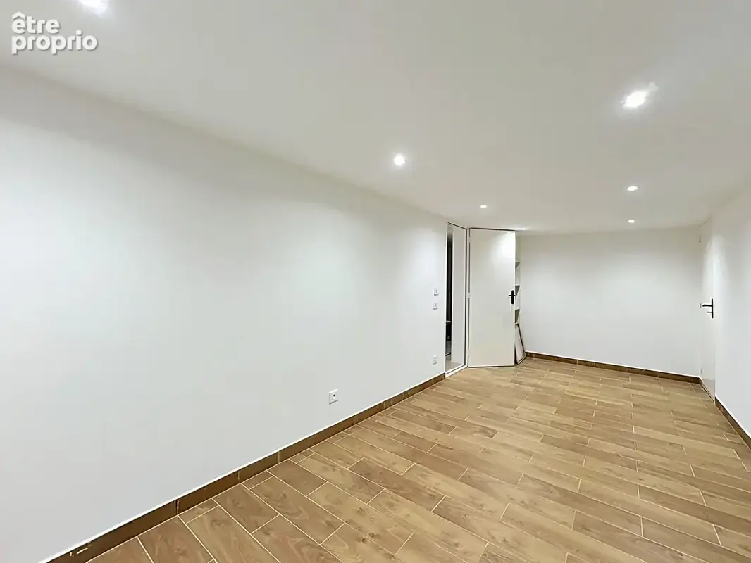 Haut Bonneuil - Maison 7 pièces de 199 m² - photo 12