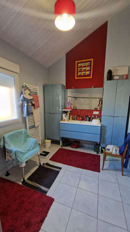 Maison à SAINT-SAUD-LACOUSSIERE