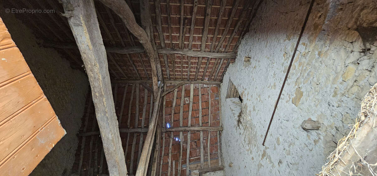 Maison à SAINT-GERMAIN-DES-BOIS