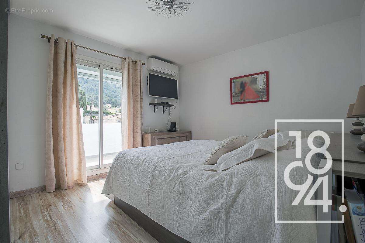 Maison à LA PENNE-SUR-HUVEAUNE