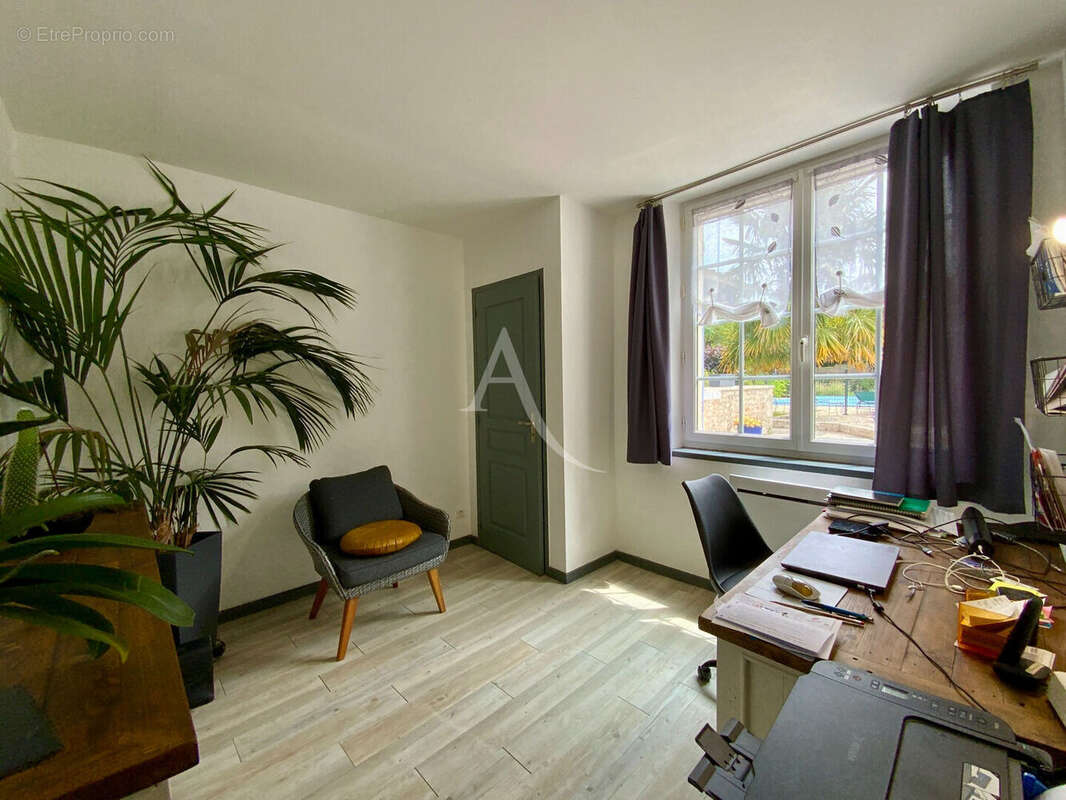 Maison à SAINT-GERMAIN-DU-SEUDRE