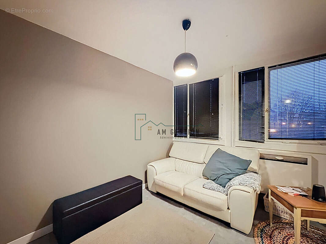 Appartement 3 chambres - garage - Quartier calme - Proche centre-ville - photo 8