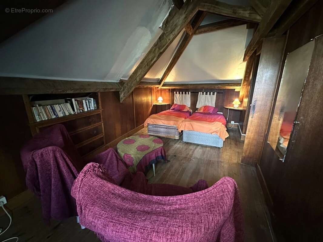 Maison à SAINT-LAURENT-DES-HOMMES