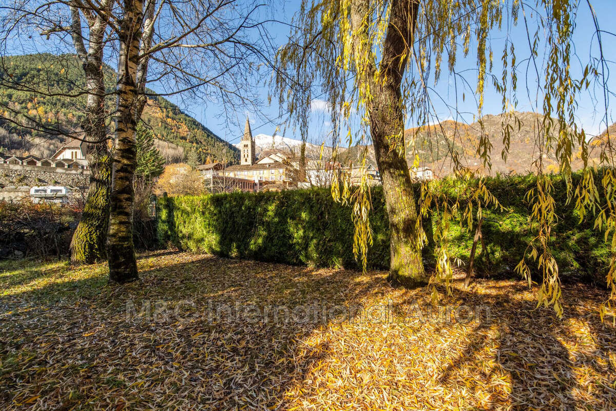 Appartement à SAINT-ETIENNE-DE-TINEE