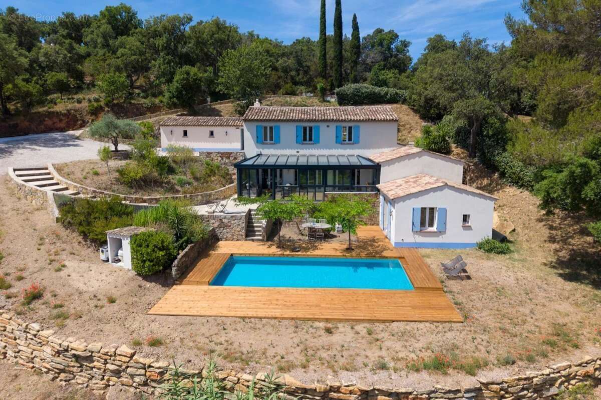 Maison à COGOLIN