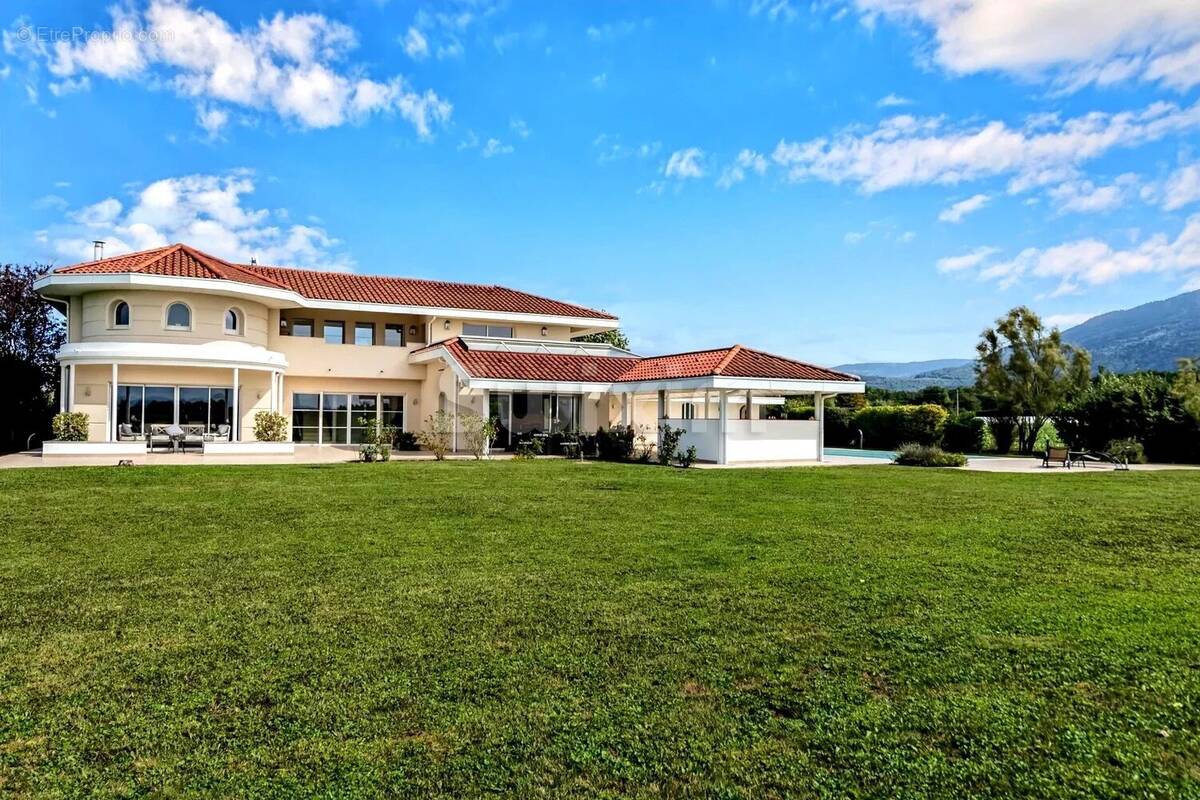 Maison à VEIGY-FONCENEX